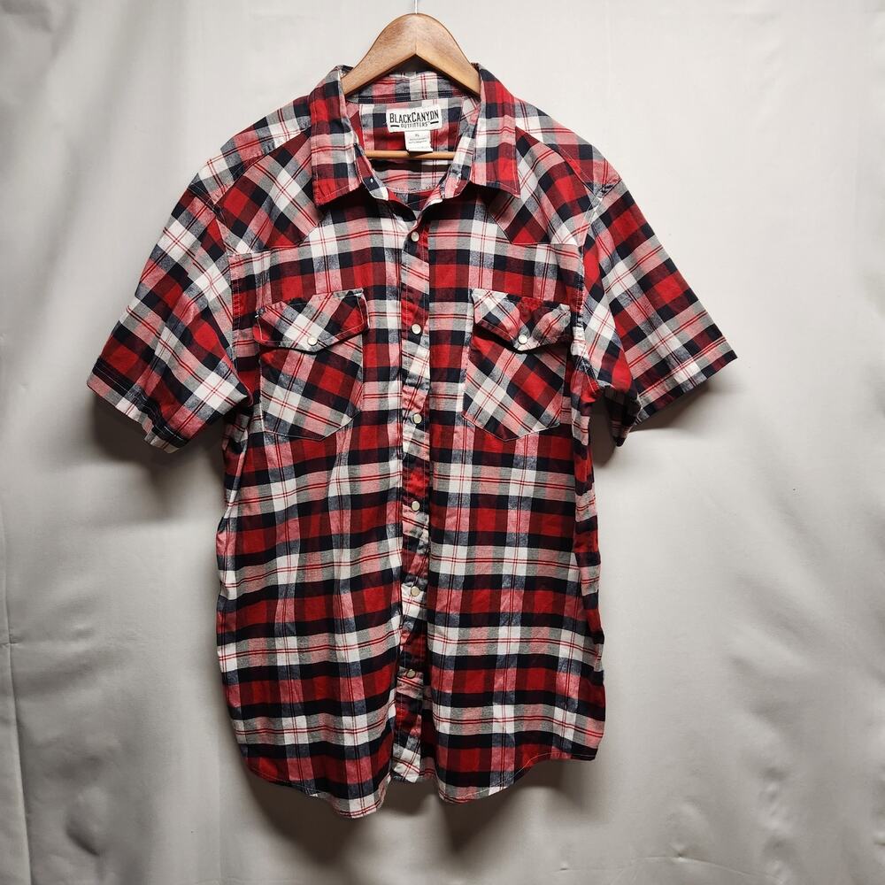 Black Canyon Outfitters Men's Size XL Pearl Snap Short Sleeve Red Black Plaid